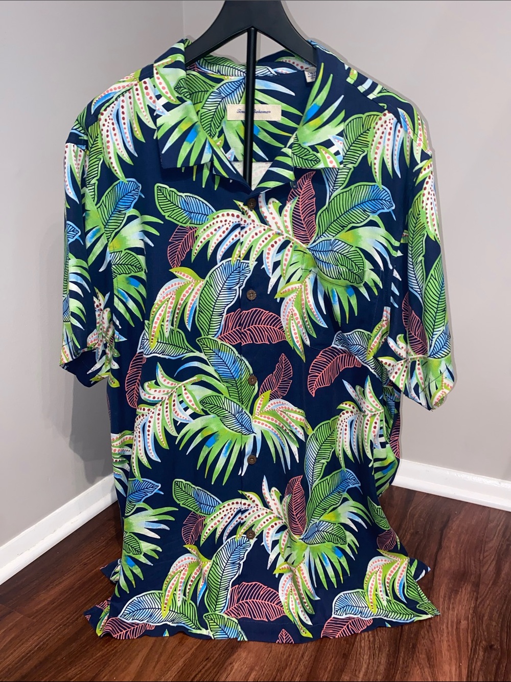 Tommy Bahama 100% Silk Navy Tropical Leaf Camp Shirt Size XXL